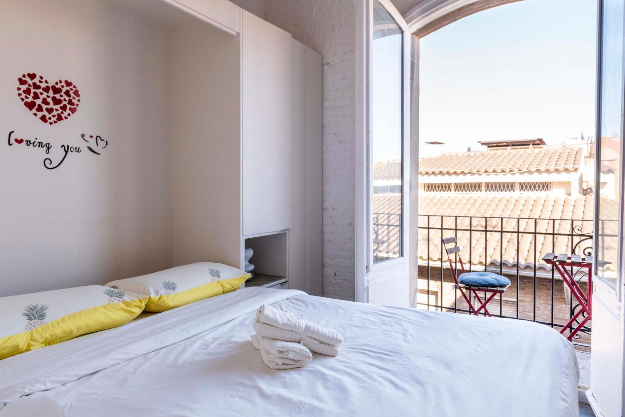 Enchanting 2 Bedroom Flat With Terrace Near Placa Espanya Барселона Экстерьер фото