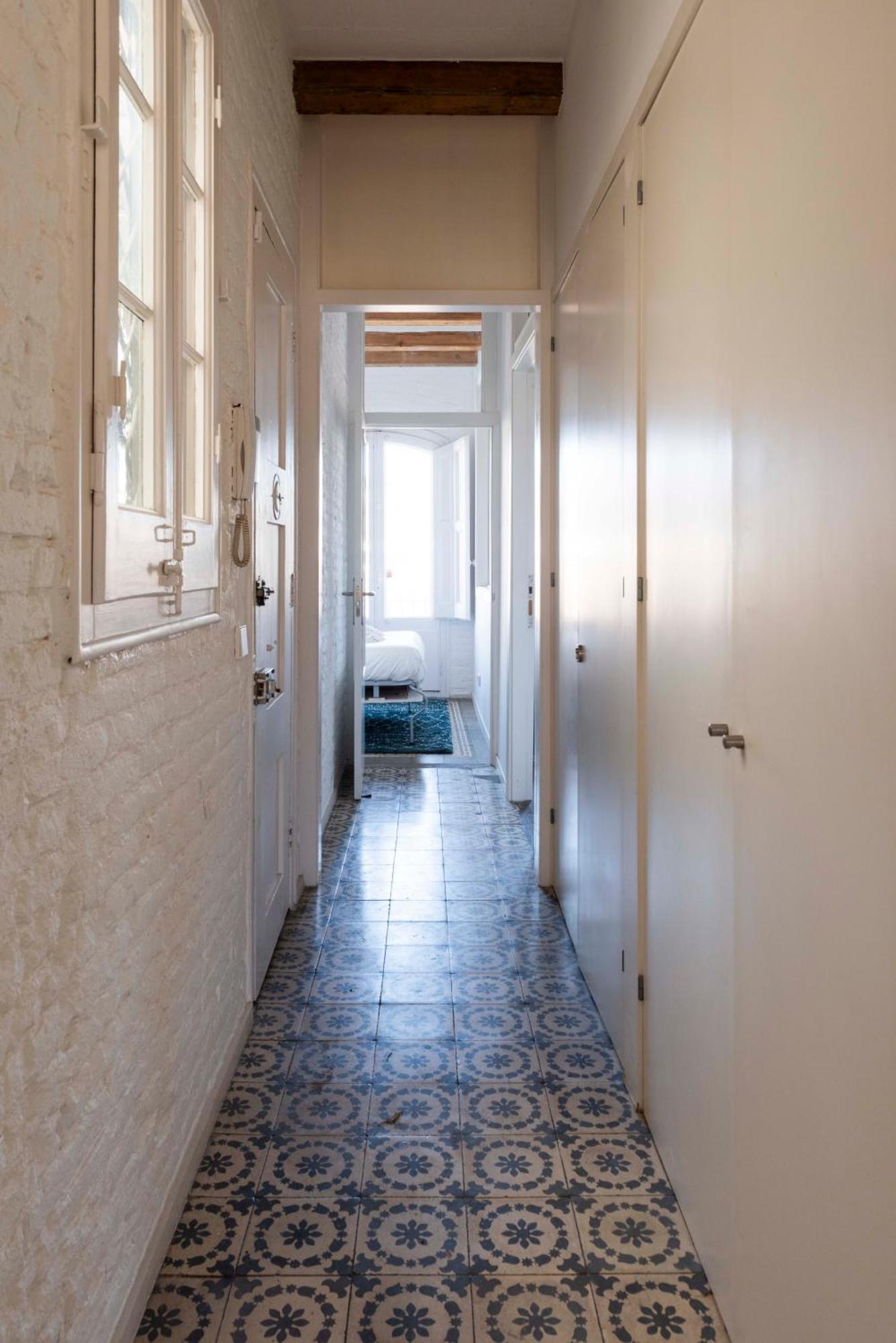 Enchanting 2 Bedroom Flat With Terrace Near Placa Espanya Барселона Экстерьер фото