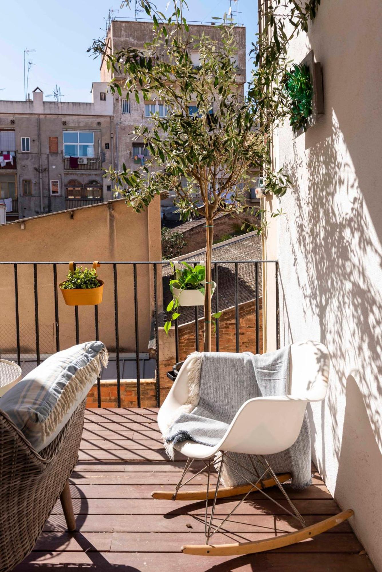 Enchanting 2 Bedroom Flat With Terrace Near Placa Espanya Барселона Экстерьер фото